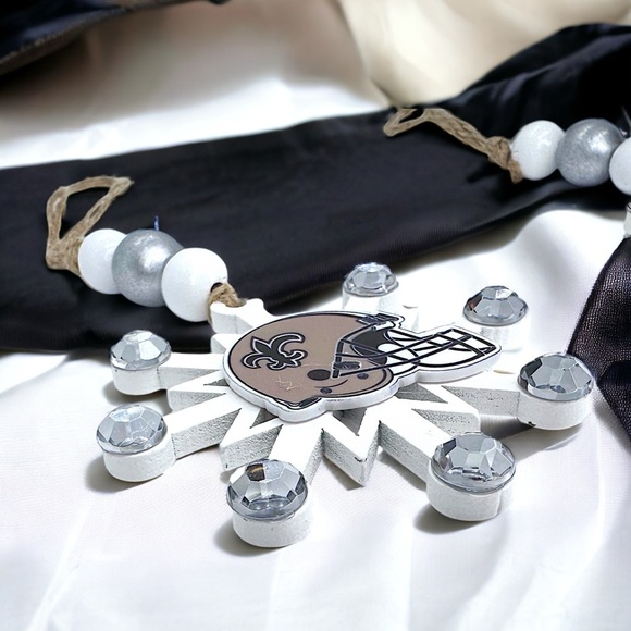 Saintsational Holiday Cheer: Handmade New Orleans Saints Snowflake Ornament! NEW - Picture 9 of 11